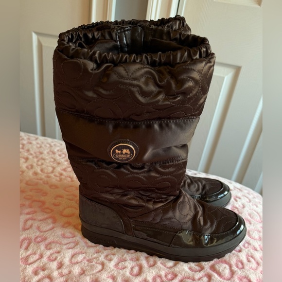 Coach Drexel Quilted Chocolate Brown 
Winter Boots Women’s Size: 8 - Picture 3 of 9